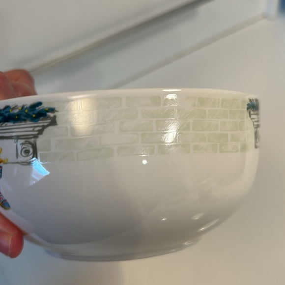 EATON fine dining china Christmas bowl - Picture 6 of 6